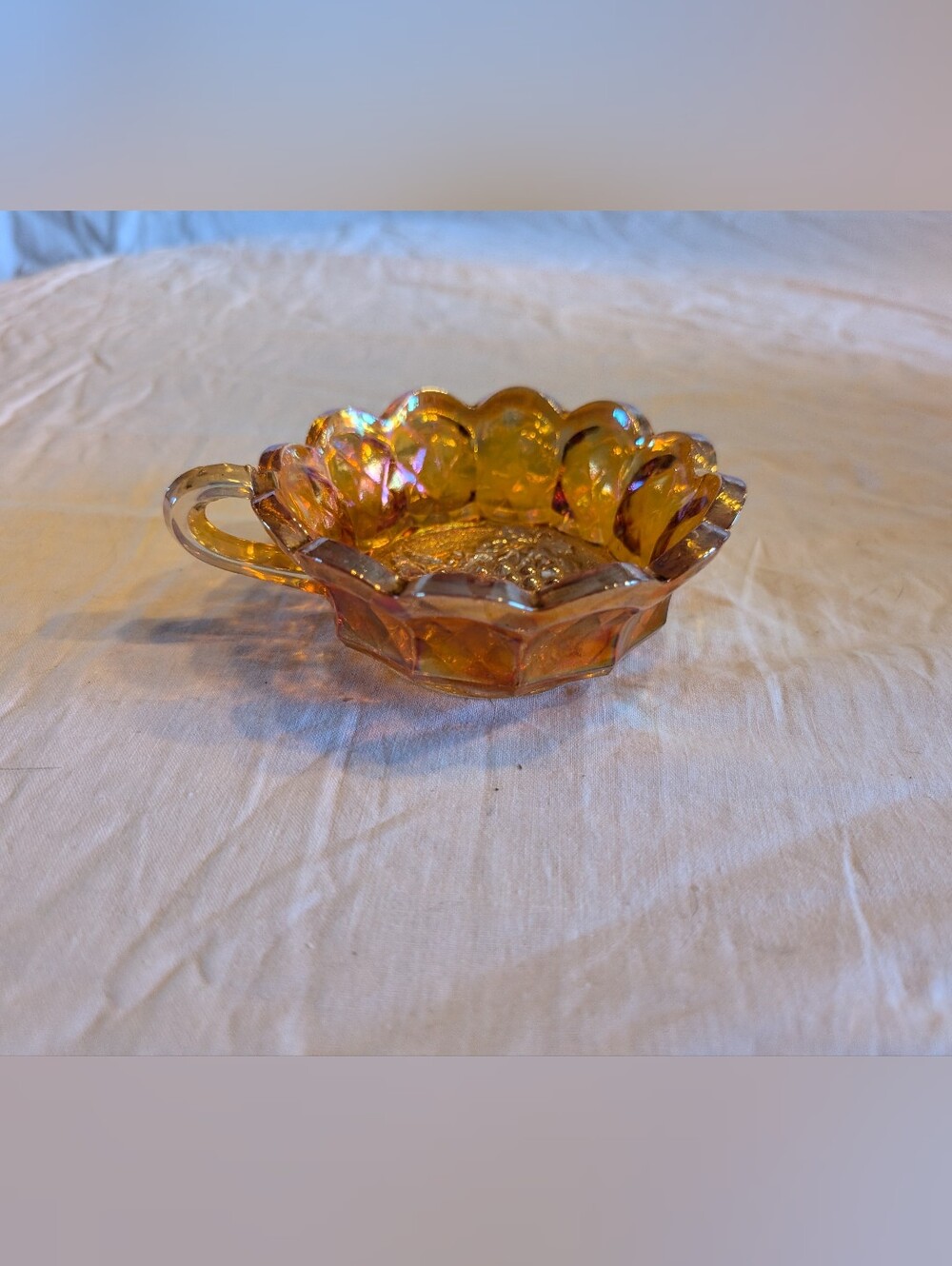 2/20$ Vintage Iridescent Amber Carnival Glass trinket Dish